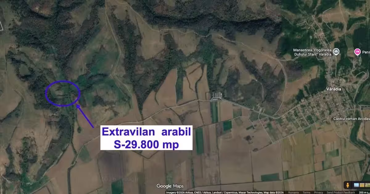 Teren agricol extravilan de vânzare de 29800 mp, în Vărădia