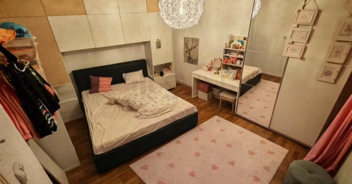 Casă individuală de vânzare cu 6 camere în zona Armeneasca, Sector 2