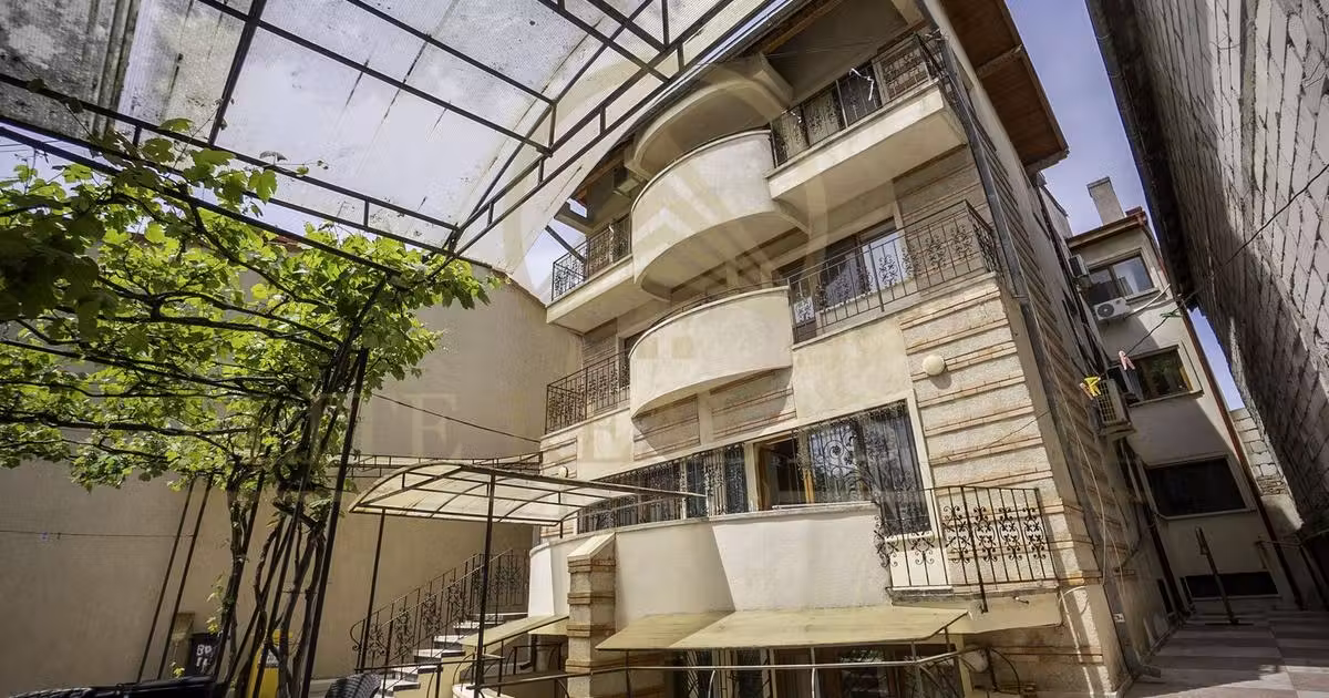 Hotel/Pensiune de vânzare de 400 mp, în zona Faleza Nord, Constanța