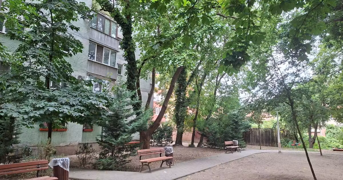 Apartament de vânzare cu 3 camere în zona Dâmbovița, Timișoara
