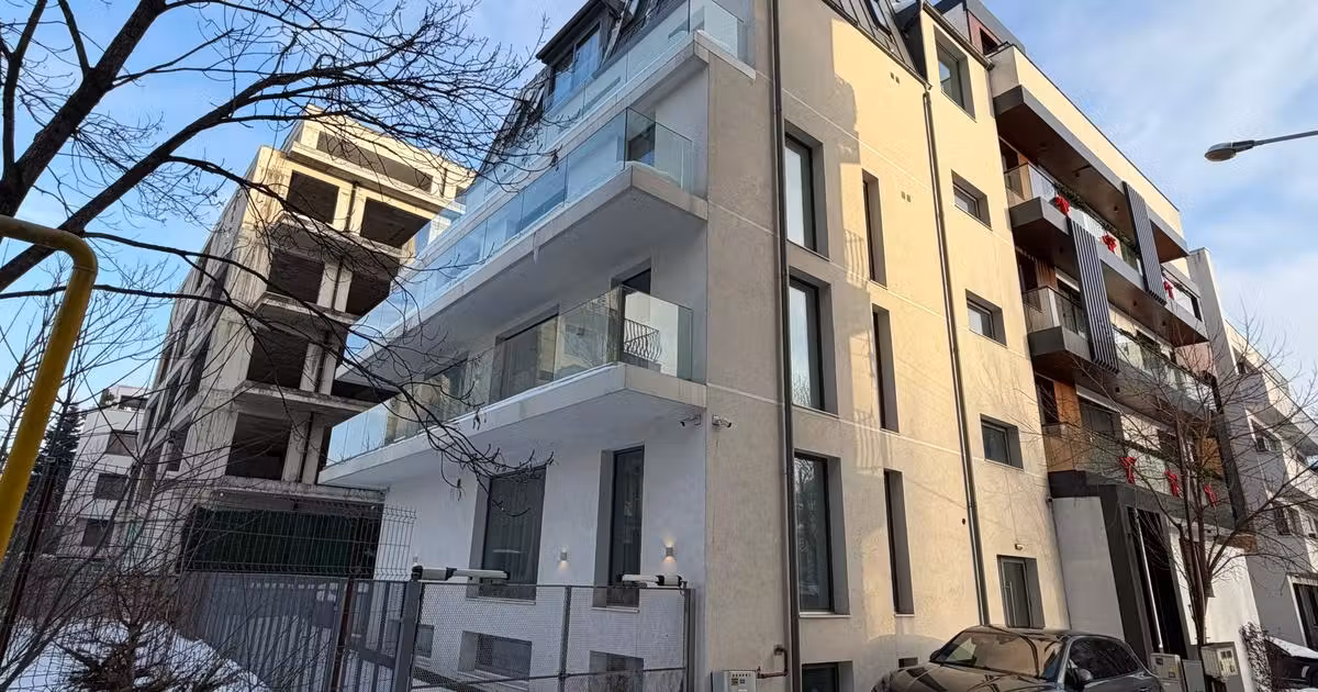 Casă individuală de vânzare cu 11 camere, mobilată în zona Herăstrău, Sector 1