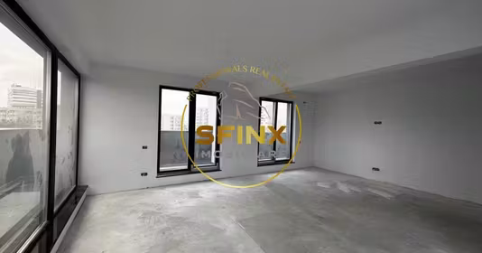 Penthouse Titan