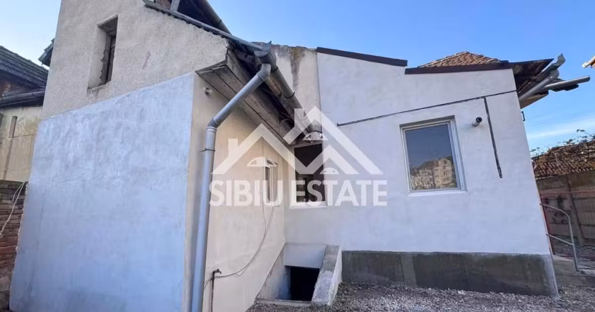 Casă individuală de vânzare cu 4 camere, mobilată în zona Terezian, Sibiu