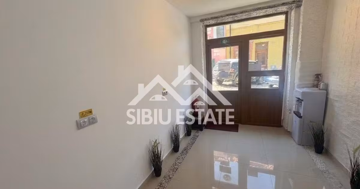 Spațiu comercial de vânzare de 50 mp, în zona Central, Sibiu