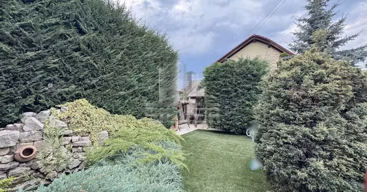 Casă Florești