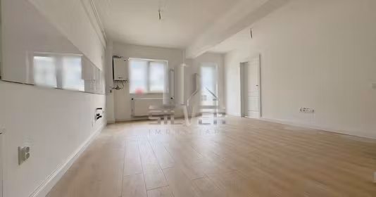Apartament Florești