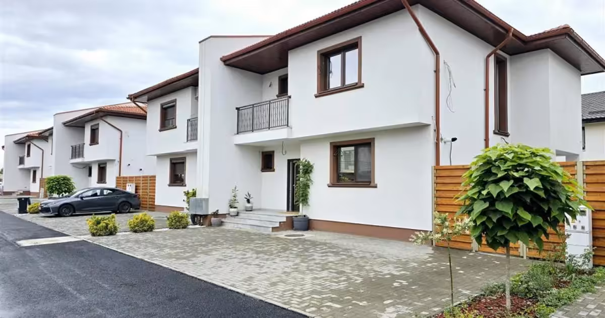 Duplex de vânzare cu 4 camere în Otopeni