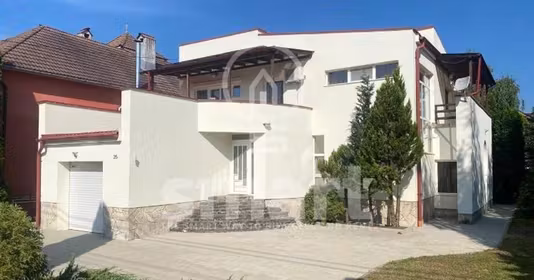 Casă Calea Moldovei