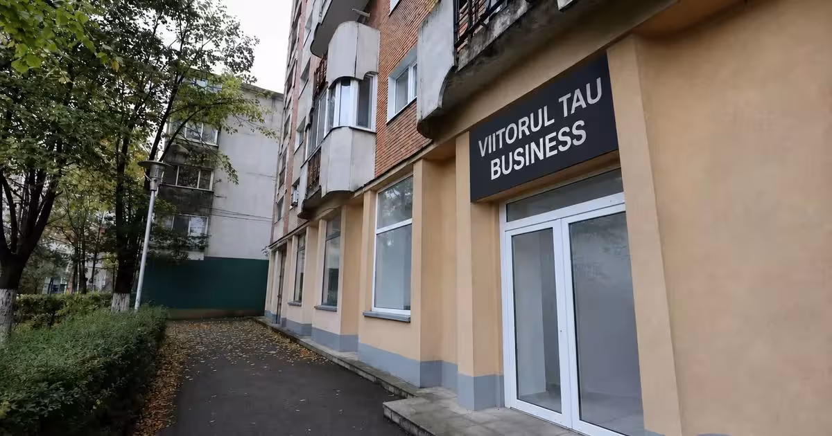 Spațiu comercial de vânzare de 151.00 mp, în zona Central, Timișoara