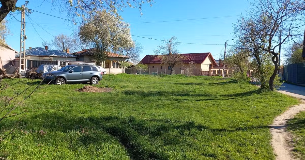 Teren Construcții intravilan de vânzare de 2927 mp, în Țegheș