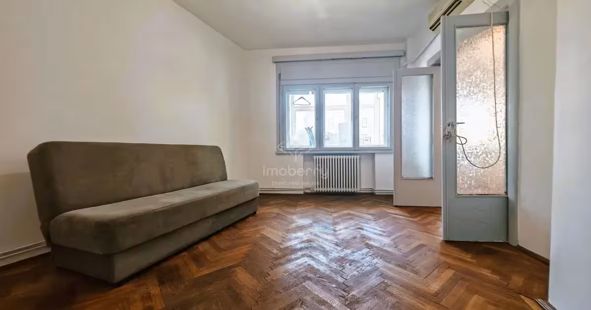 Apartament de vânzare cu 3 camere în zona Știrbei Vodă, Ultracentral