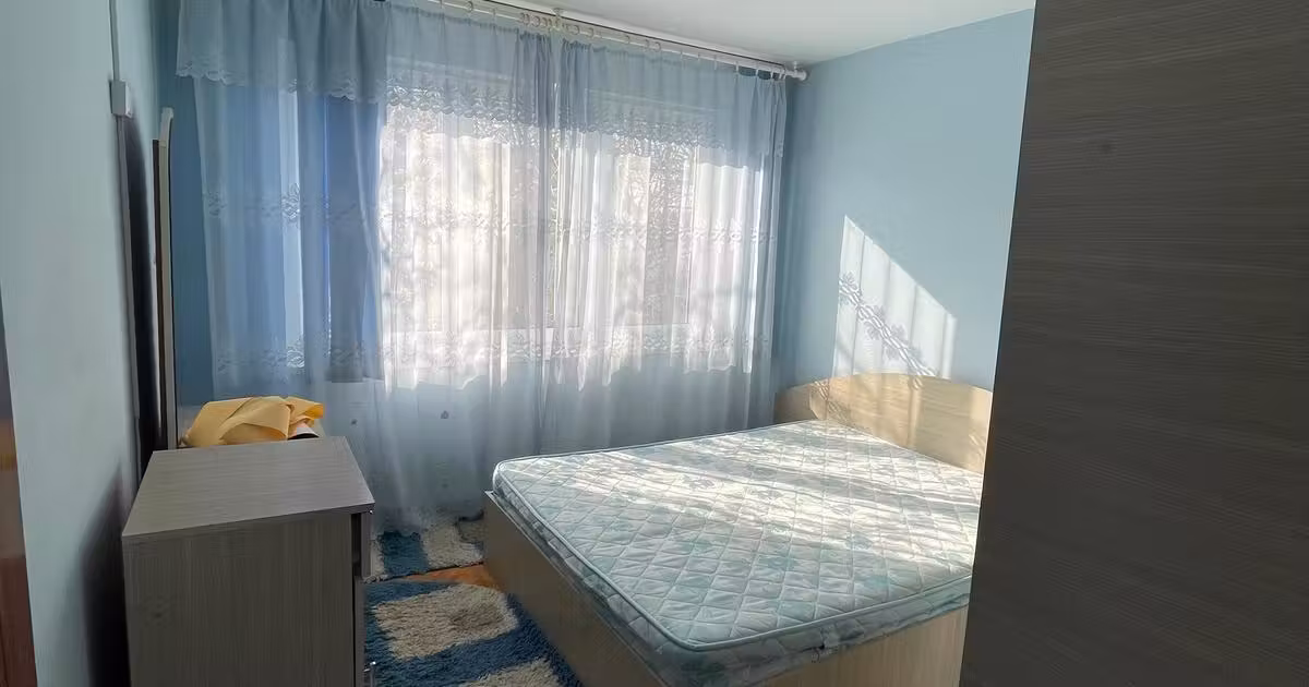 Apartament de vânzare cu 3 camere în zona Central, Galați