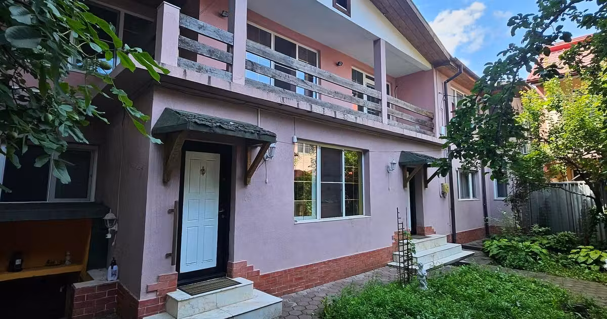 Casă individuală de vânzare cu 5 camere în zona Mazepa 1, Galați