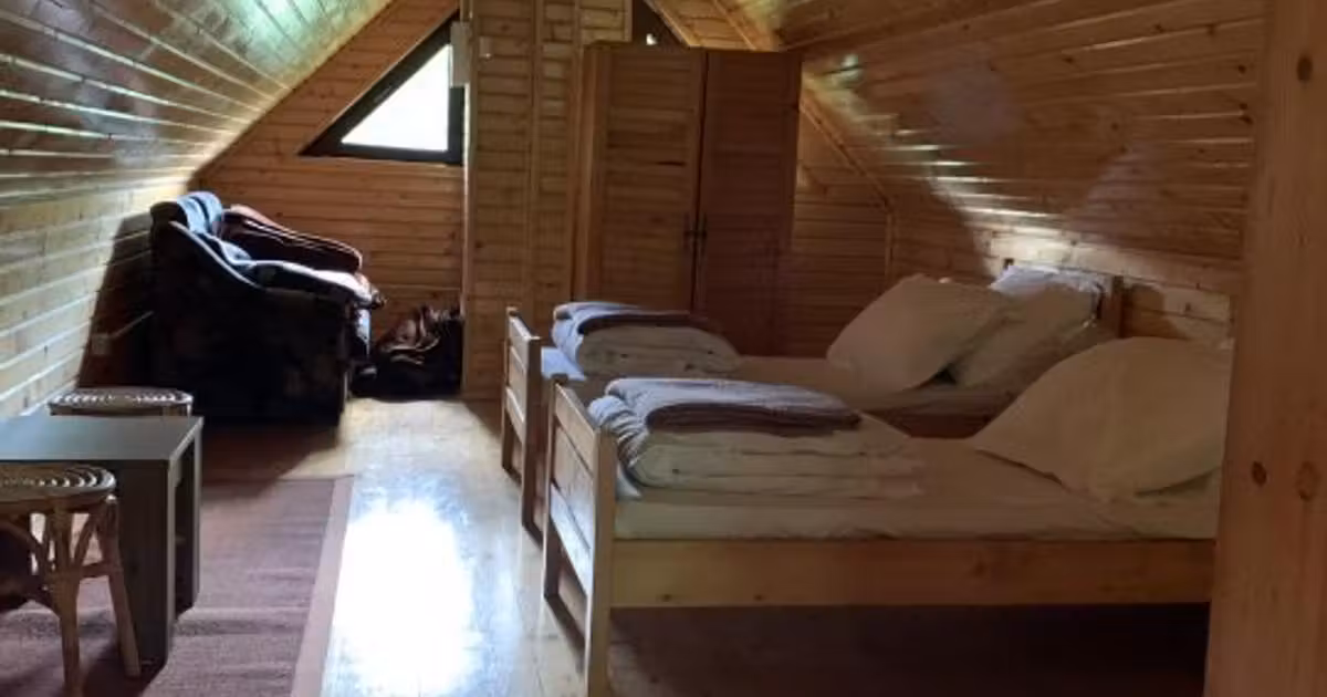 Hotel/Pensiune de vânzare 400 mp în Dobârlău