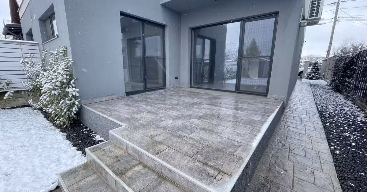 Duplex de vânzare cu 4 camere, mobilat în Dumbrăvița