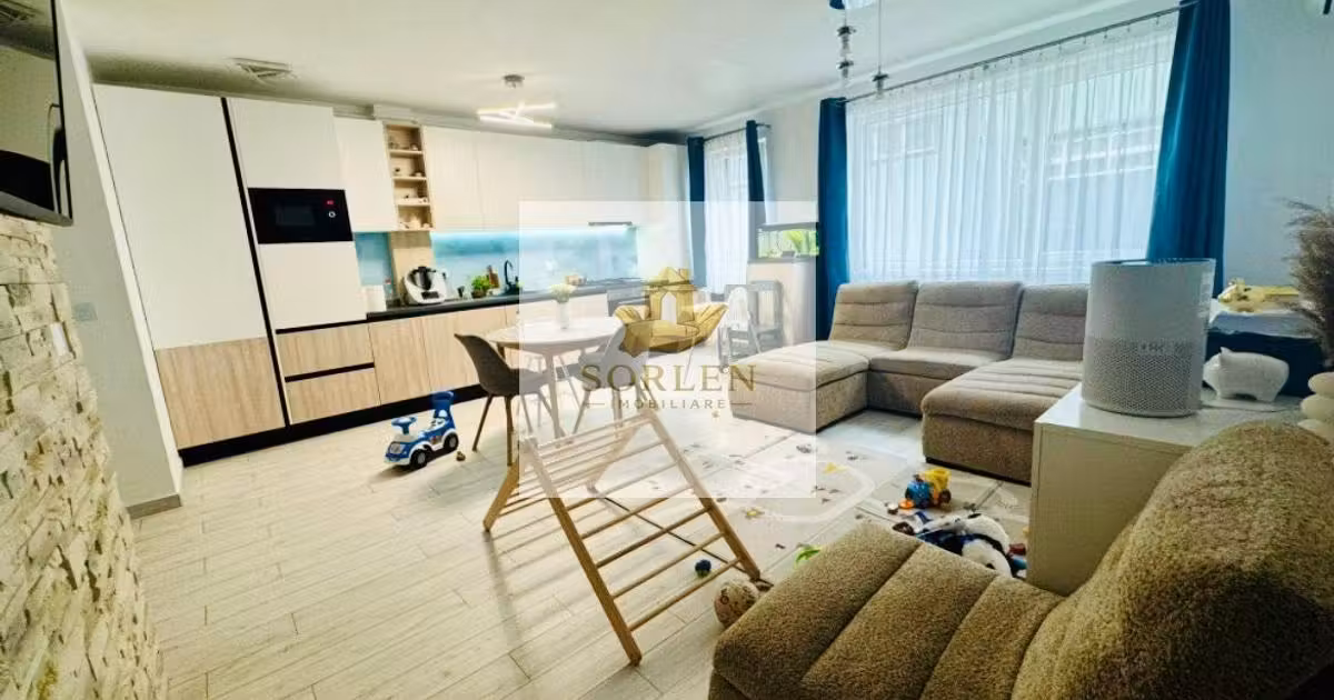 Apartament de vânzare cu 3 camere, mobilat în Florești