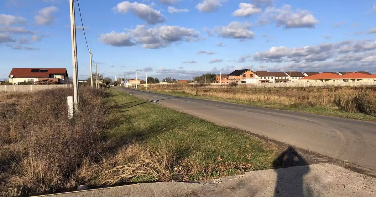 Teren Construcții intravilan de vânzare de 770 mp, în Covaci