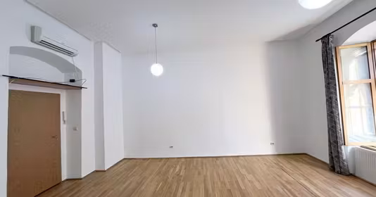 Apartament Cetate