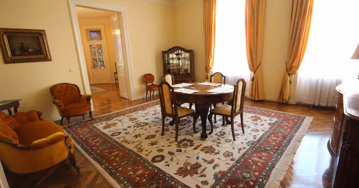 Apartament de vânzare cu 3 camere, mobilat în zona Central, Timișoara