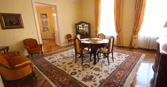 Apartament Cetate