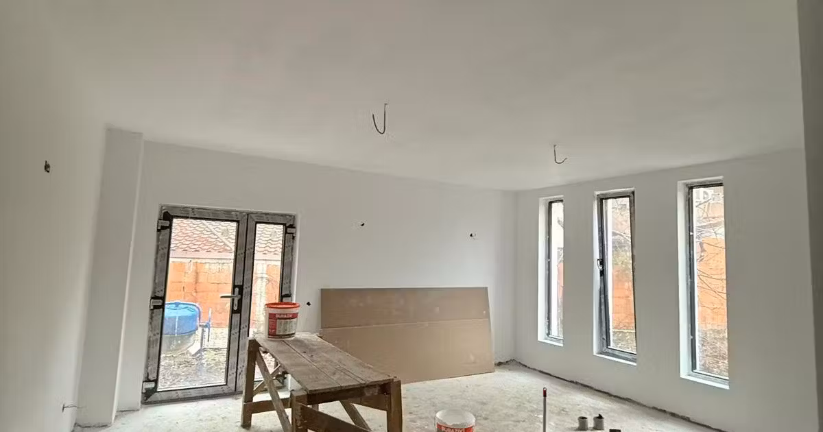 Casă de vânzare cu 4 camere în Bragadiru