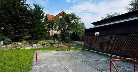 Casă Vârfuri