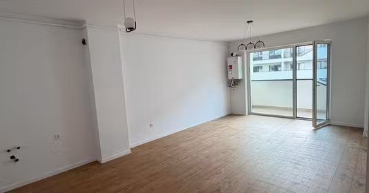 Apartament Florești