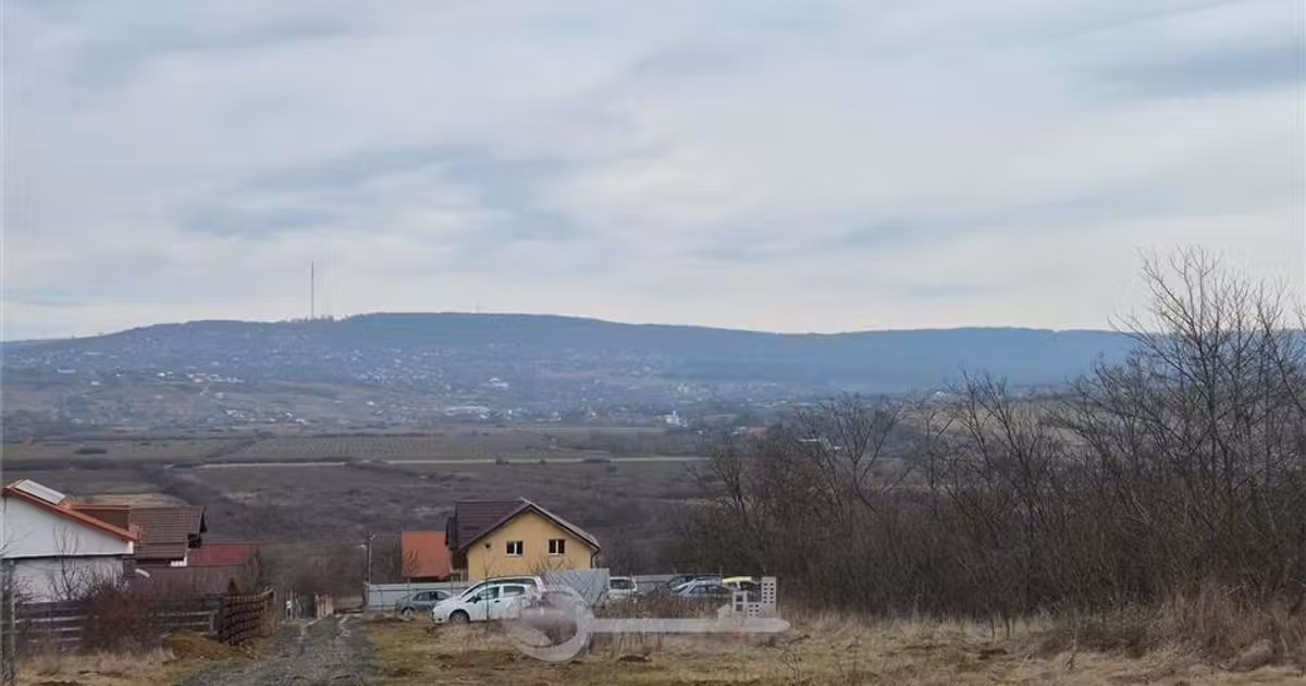 Teren Construcții intravilan de vânzare de 493 mp, în Ciurea