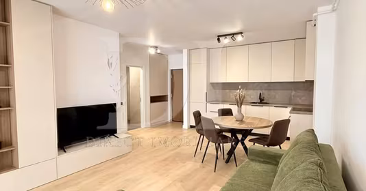 Apartament Florești