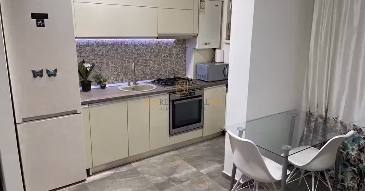 Apartament de vânzare cu 3 camere, mobilat în zona Brâncoveanu, Sector 4