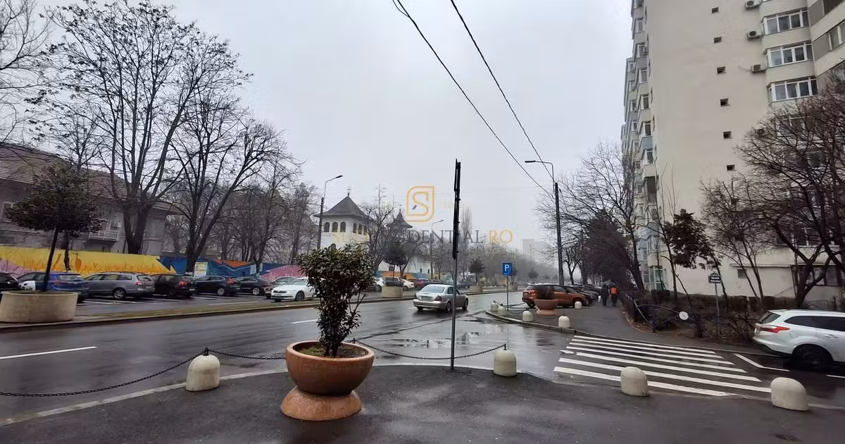 Apartament de vânzare cu 4 camere, mobilat în zona Berceni, Sector 4