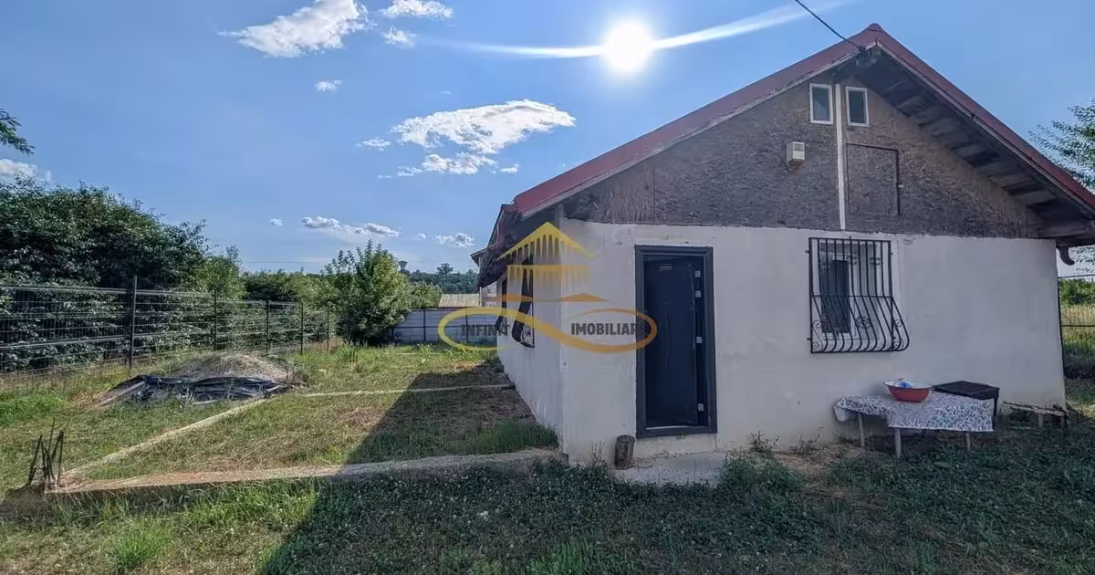 Casă individuală de vânzare cu 3 camere în zona Republicii, Bacău