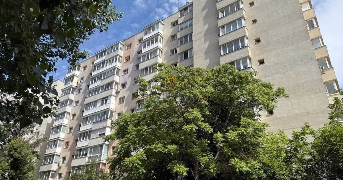 Apartament de vânzare cu 3 camere în zona 1 Decembrie 1918, Sector 3