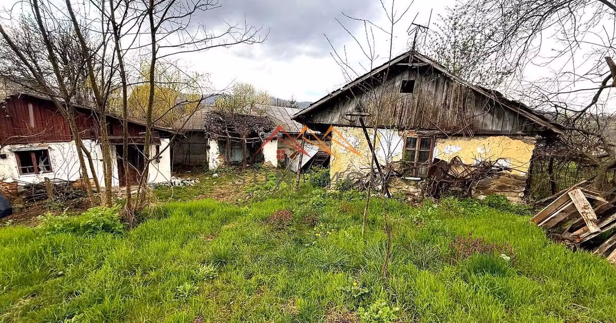 Teren Construcții intravilan de vânzare de 375 mp, în Bănești