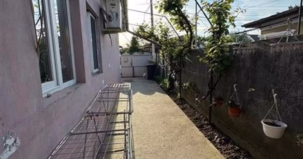 Casă individuală de vânzare cu 4 camere în zona Rahova, Sector 5