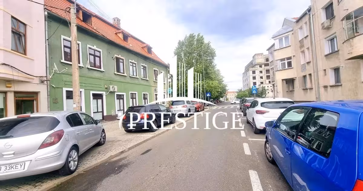 Apartament de vânzare cu 2 camere, mobilat în zona Central, Sibiu