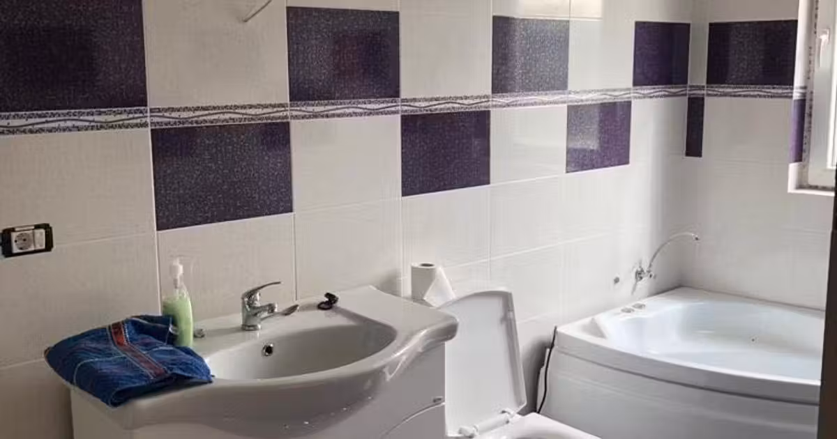 Casă de vânzare cu 3 camere în Glimboca