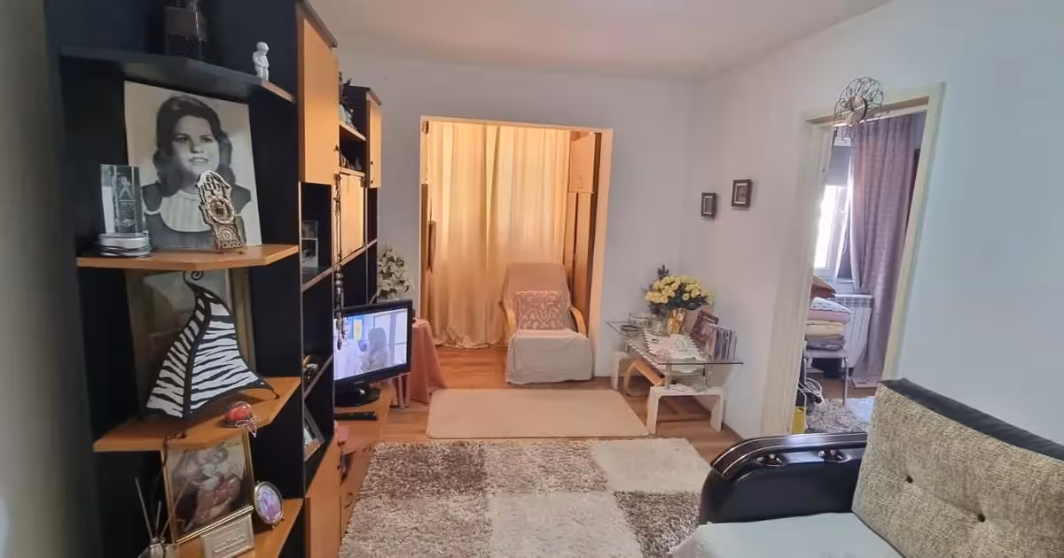 Apartament de vânzare cu 2 camere în zona Km 4-5, Constanța