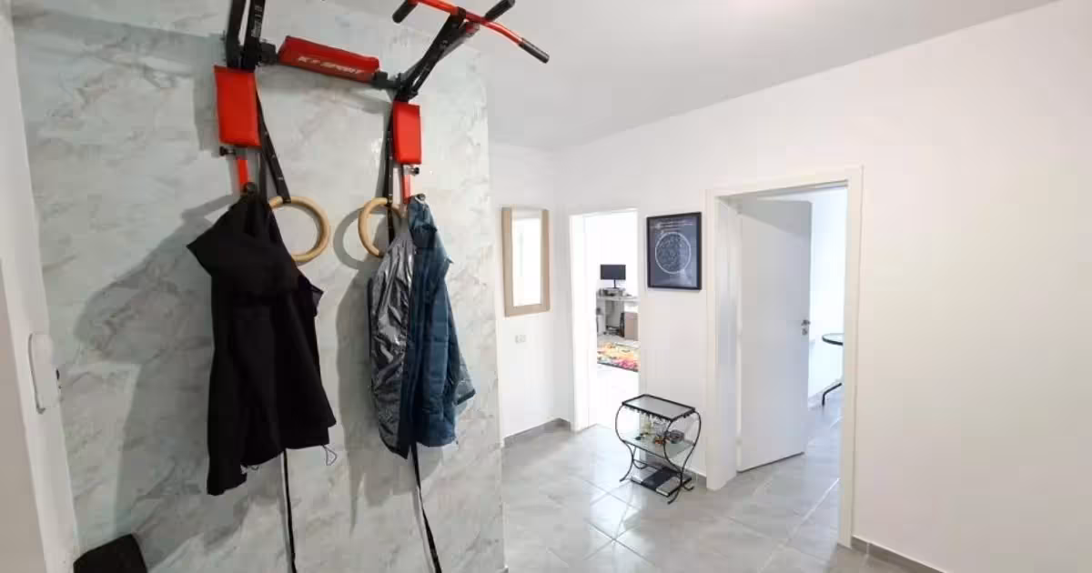 Apartament de vânzare cu 2 camere, mobilat în Sânpetru