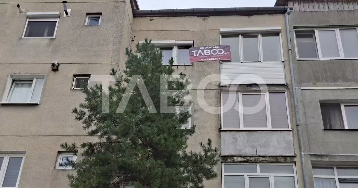 Apartament de vânzare cu 2 camere, mobilat în zona Vasile Aaron, Sibiu