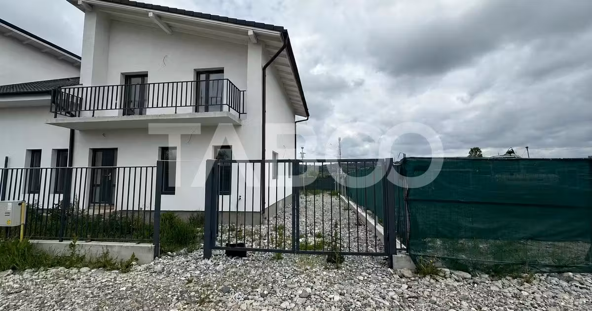 Duplex de vânzare cu 4 camere în Mohu