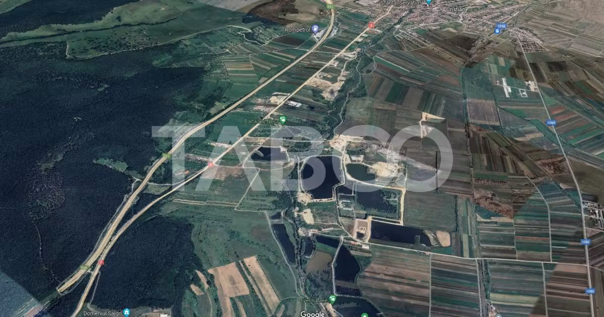 Teren Construcții extravilan de vânzare de 21600 mp, în Cristian