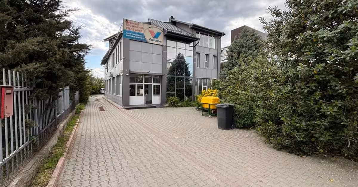 Spațiu comercial de vânzare 685.4 mp în zona Calea Severinului, Craiova