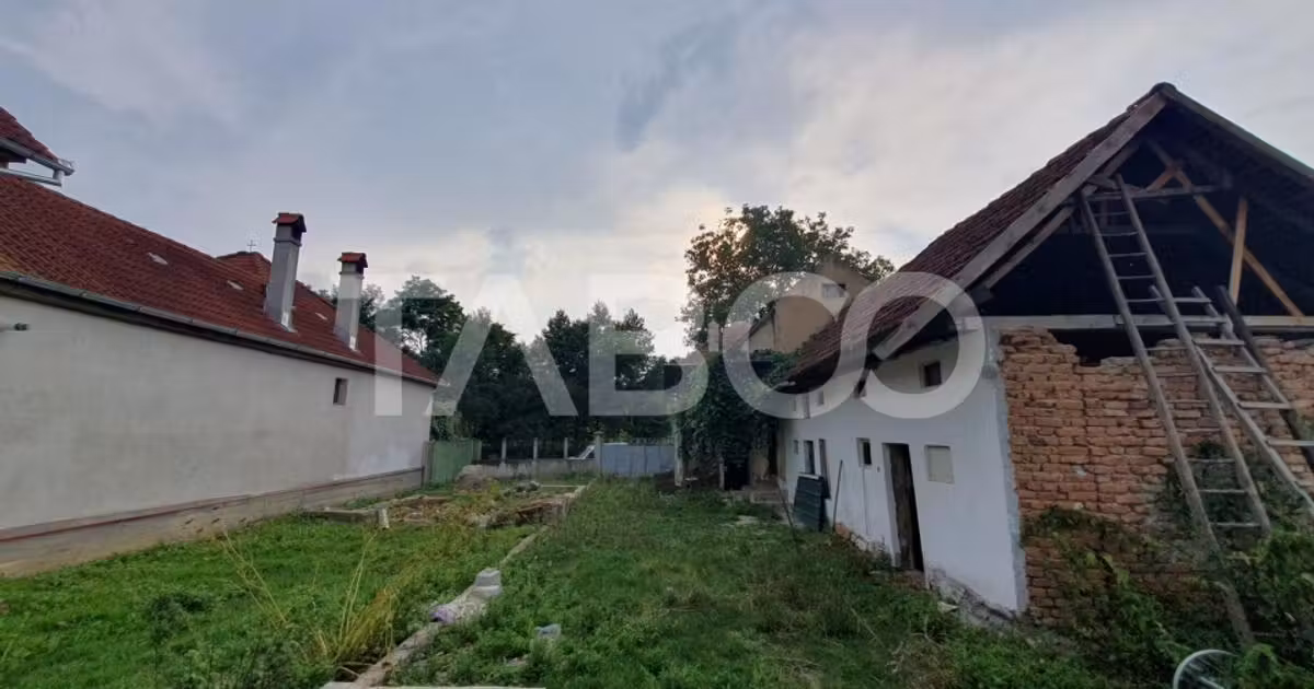 Casă individuală de vânzare cu 3 camere în Mândra