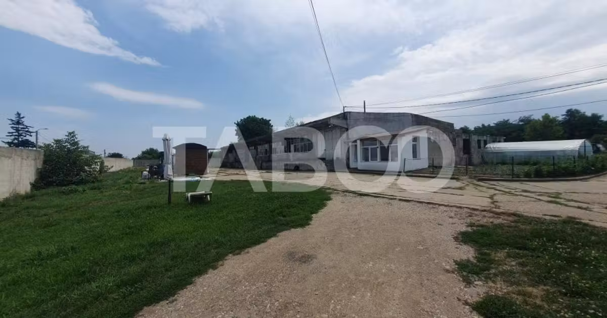 Spațiu industrial de vânzare de 906.00 mp, în Făgăraș