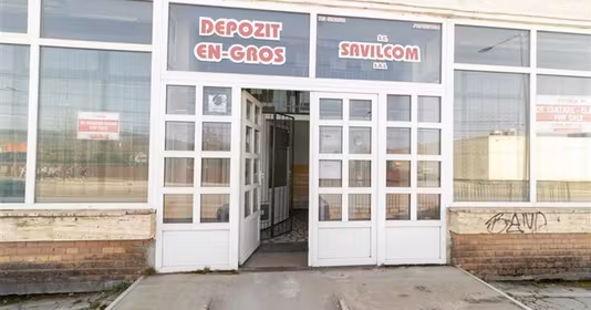 Spațiu comercial Vest