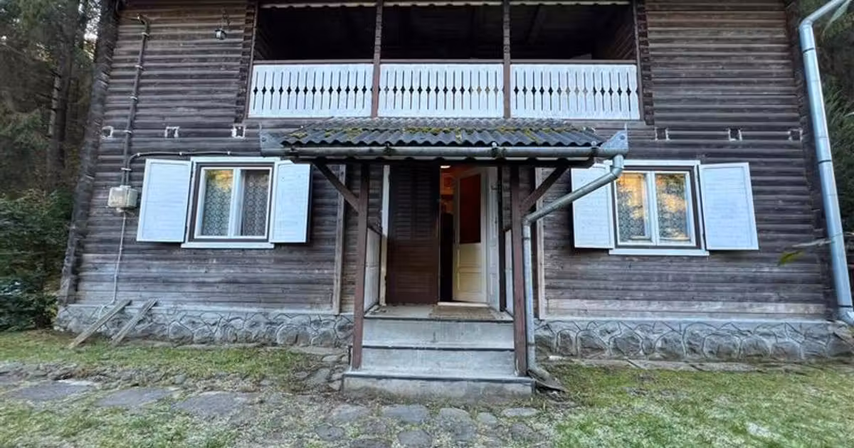 Casă individuală de vânzare cu 3 camere în Ciobotani