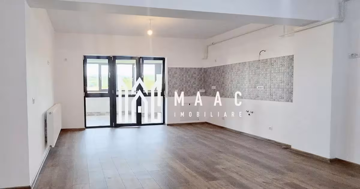 Apartament de vânzare cu 3 camere în zona Agrement Ostroveni, Râmnicu Vâlcea