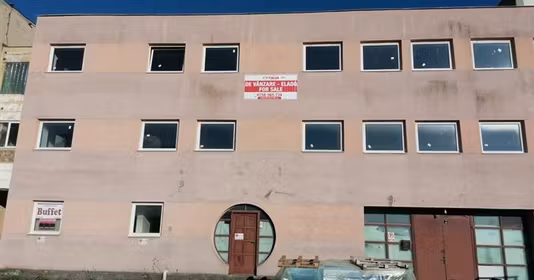 Spațiu comercial Vest