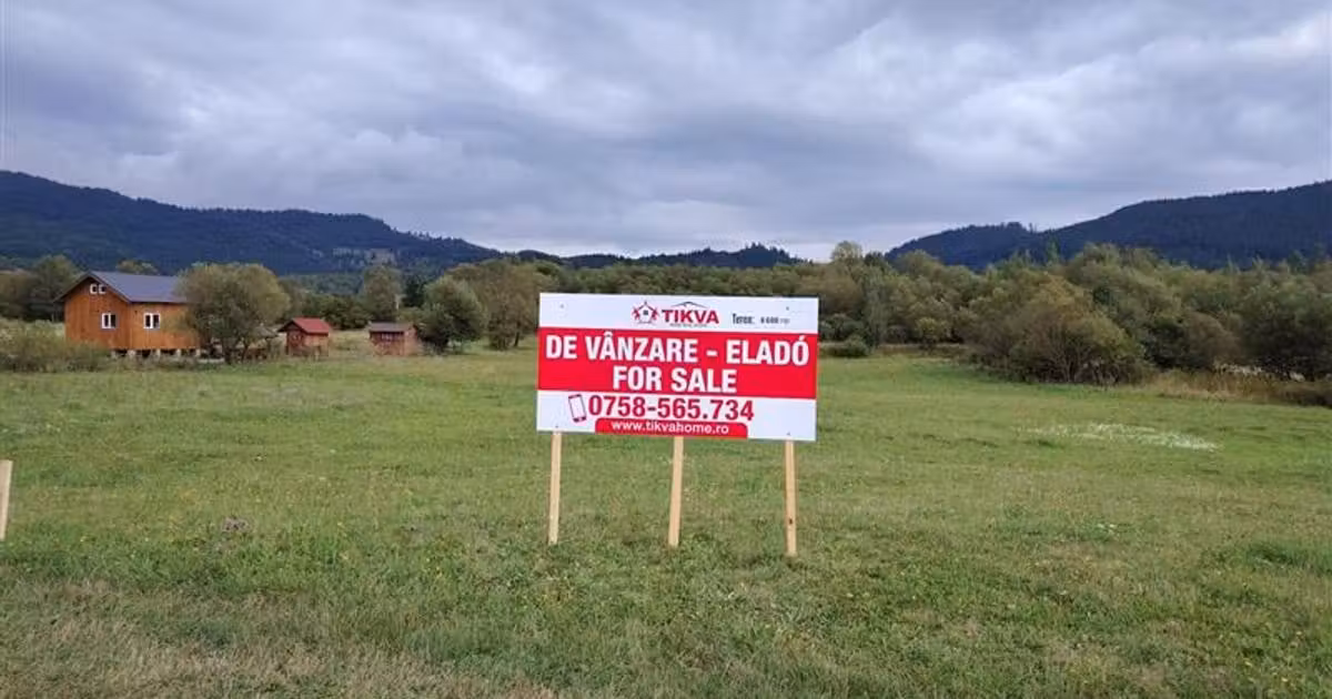 Teren Construcții extravilan de vânzare de 6600 mp, în Valea Strâmbă